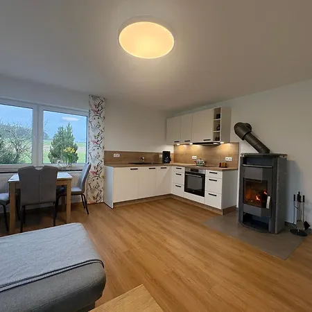 Kamin-apartment Bodanum Mit Eigener Terrasse - Naturnahe Ortsrandlage - Vdsl - 10 Min Zum Nürburgring Apartment